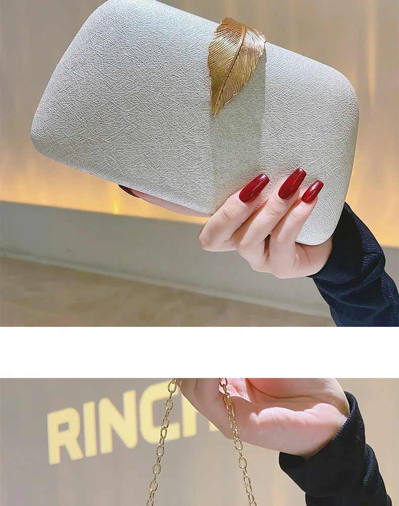 2023 Evening Clutch Luxury Women Shoulder Bags Fashion Pearl Chain Handbag Dinner Handbag Wedding Cocktail Party Coin Purse